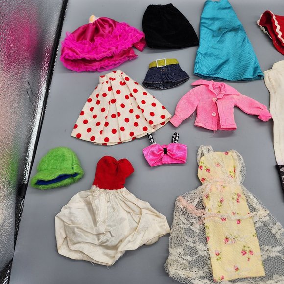 Vintage Barbie Clothes Lot - 30 Pieces + 3 Shoes - Some Need Repair - Rare - Picture 2 of 11